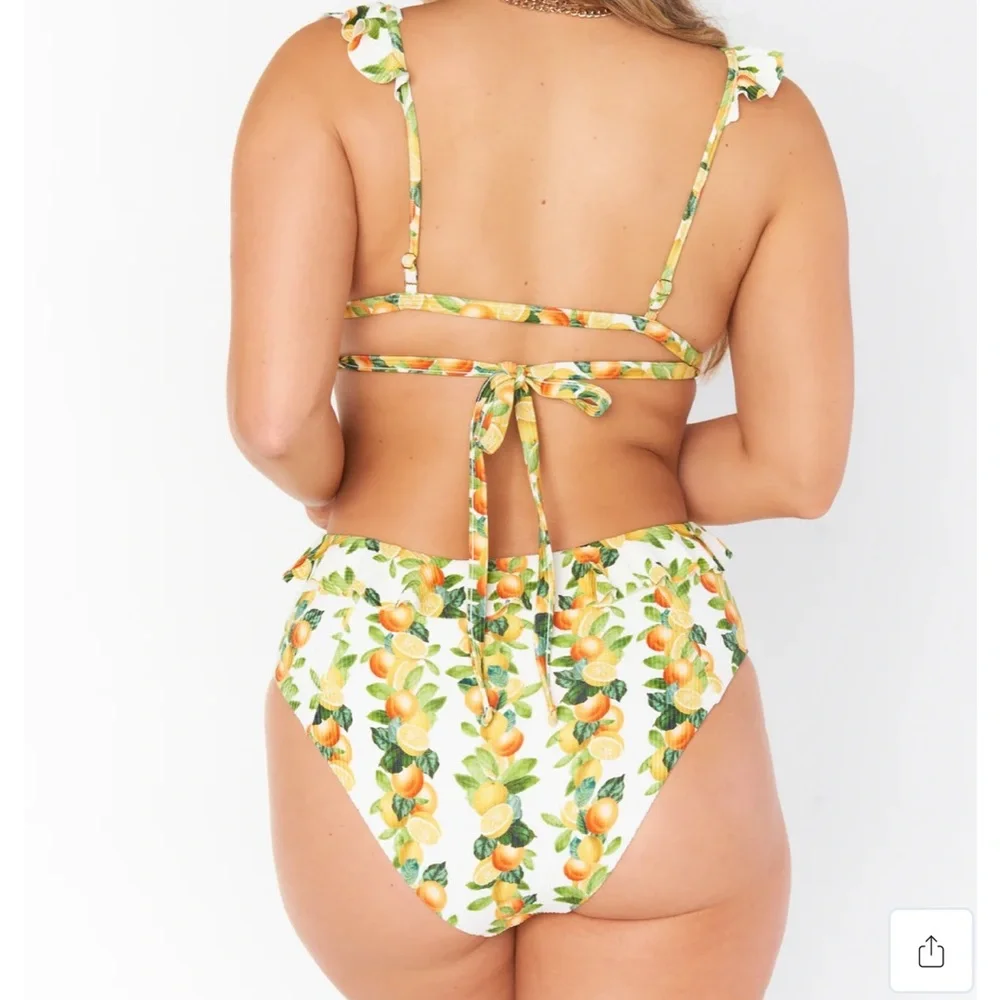 Show me your Mumu bikini! NWT! Small top, medium bottoms! Fits like a small